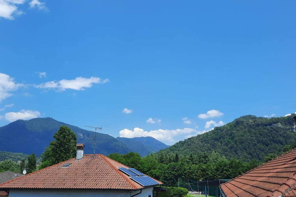 Lago Maggiore, Leggiuno, Ampio Appartamento Exterior photo