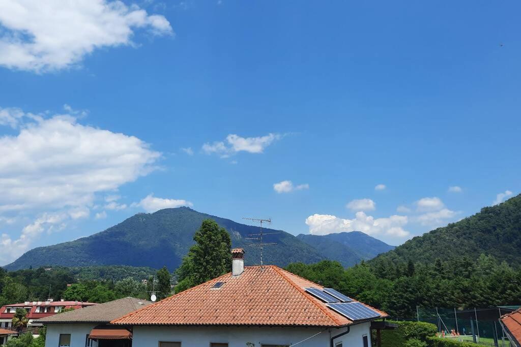 Lago Maggiore, Leggiuno, Ampio Appartamento Exterior photo