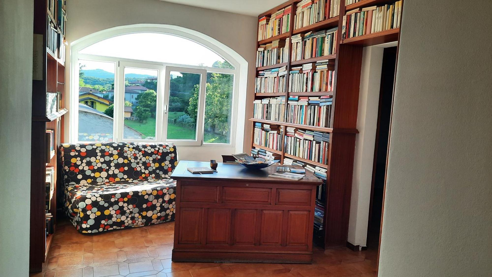 Lago Maggiore, Leggiuno, Ampio Appartamento Exterior photo